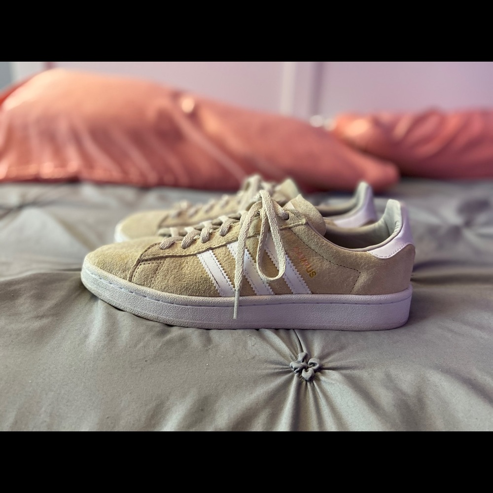 Adidas Women’s campus shoes
